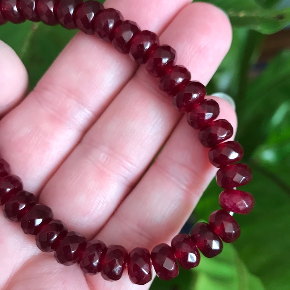 Gorgeous quality faceted Garnet bracelet - Picture 5 of 6